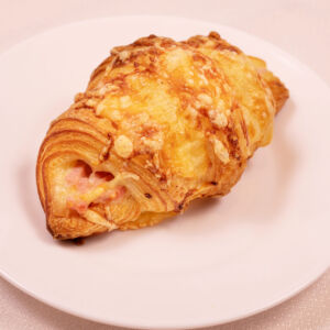 Croissant singi ja juustuga